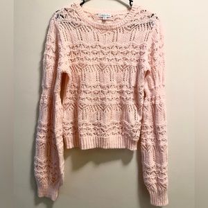 Women’s (M) Puff Sleeve Sweater